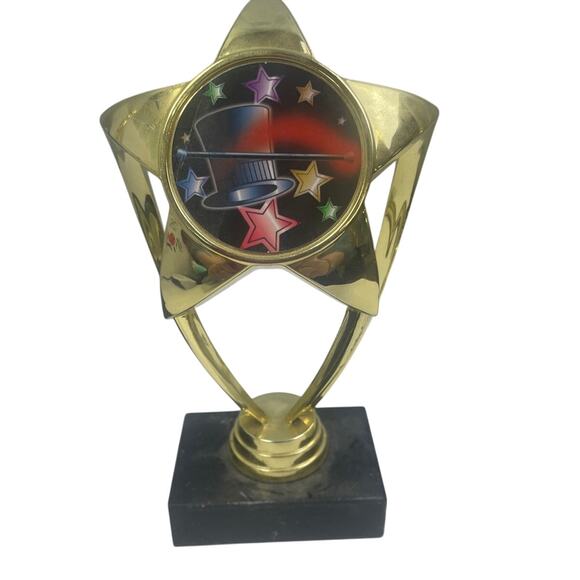 3 Around the World Broadway Plastic Kids School Show Theatre Trophy Awards - Picture 3 of 4